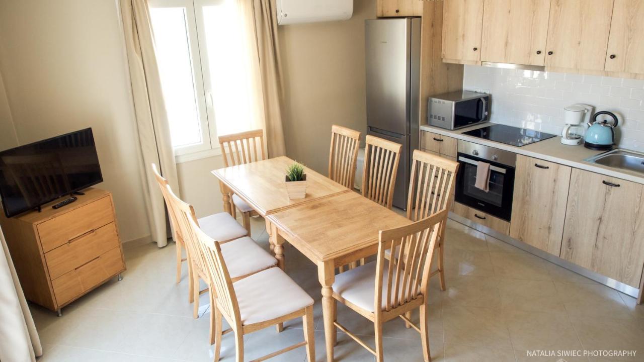 Alexandra Seaside Villas Platanés 外观 照片
