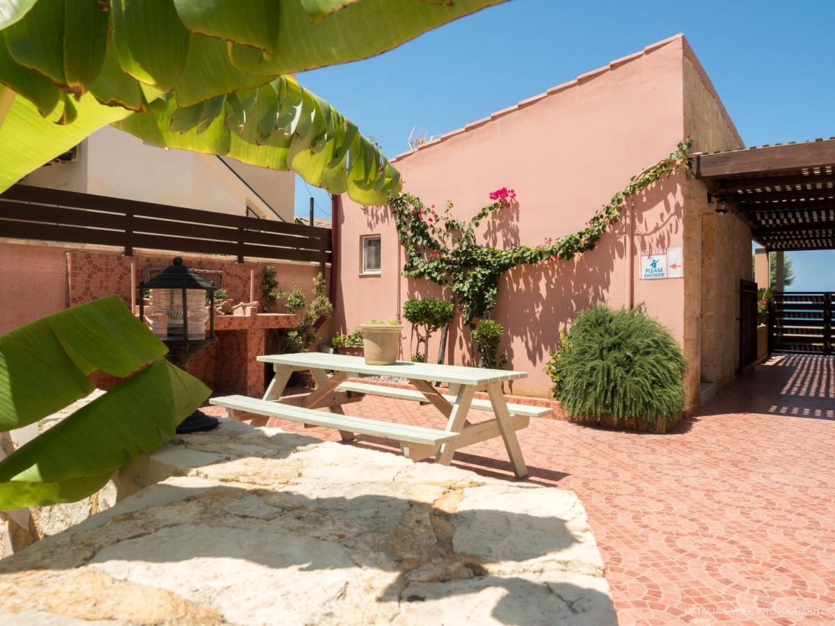 Alexandra Seaside Villas Platanés 外观 照片