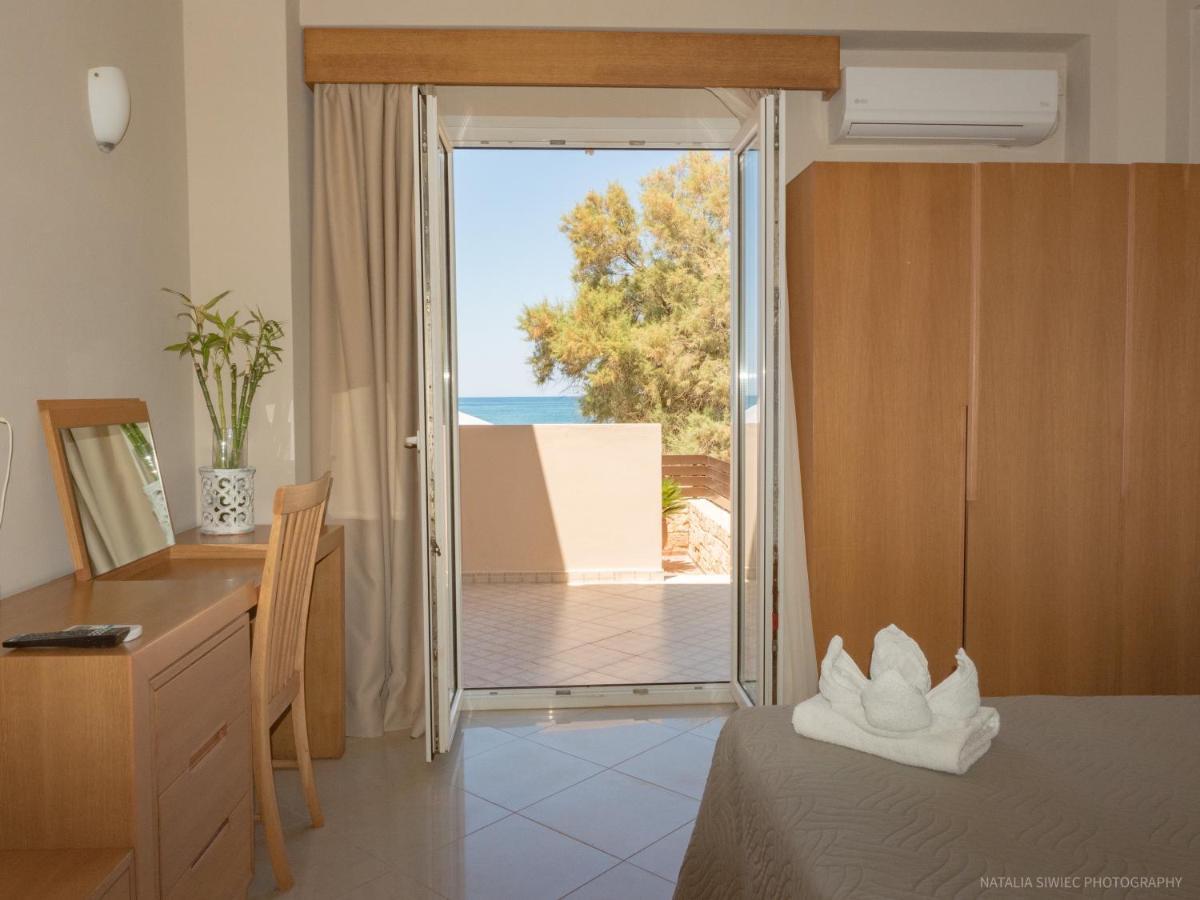 Alexandra Seaside Villas Platanés 外观 照片